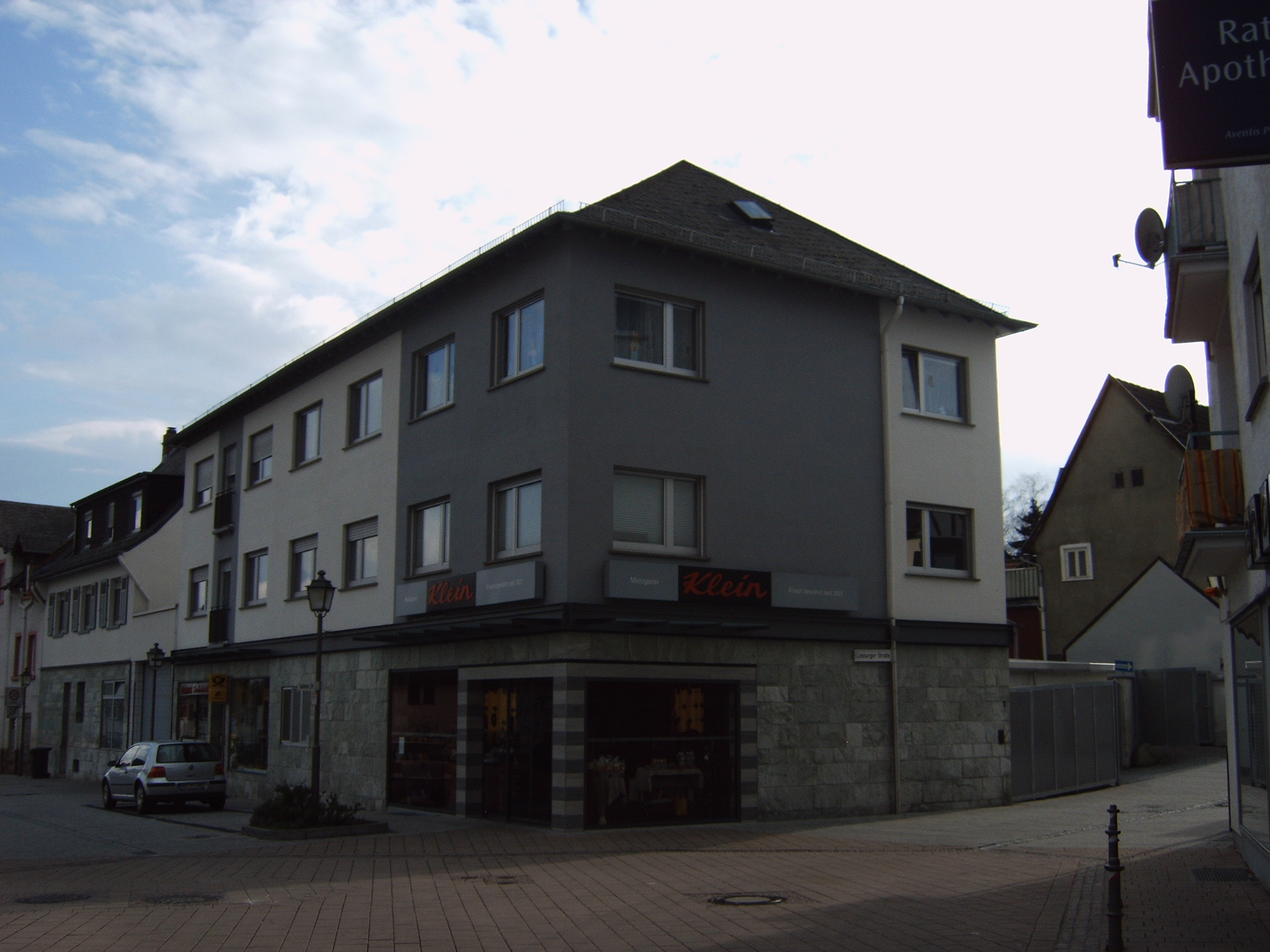 Metzger Klein in der Ortsmitte